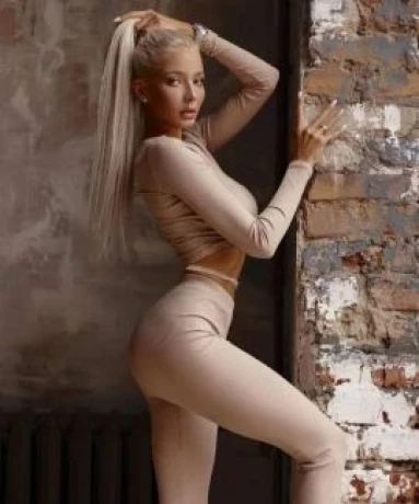 Mia