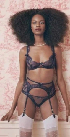 Lile black model