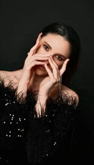 Simona