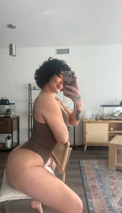 Bella