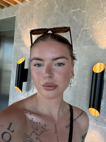 amelia